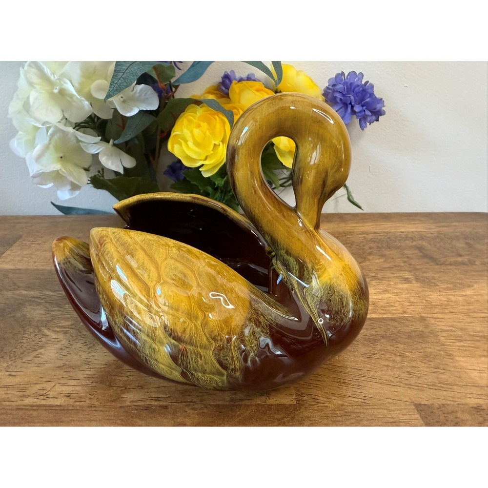 Vintage Blue Mountain Pottery Swan‎ Planter Harvest Drip Glaze Retro Dish Garden